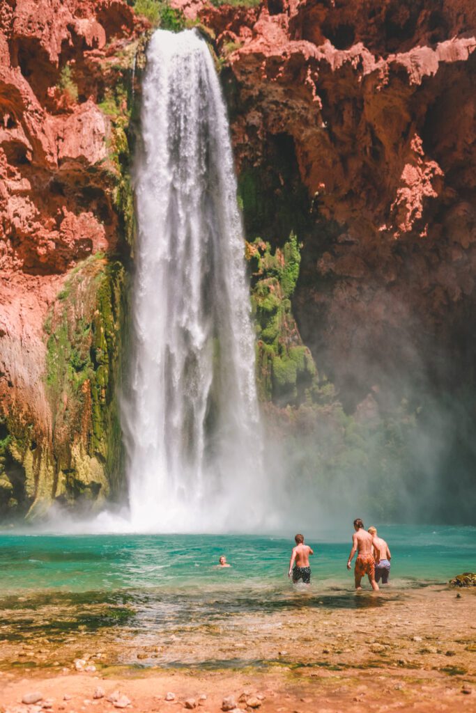 A Complete Guide to Hiking to Havasupai Falls | When is the best time to go to Havasupai #simplywander