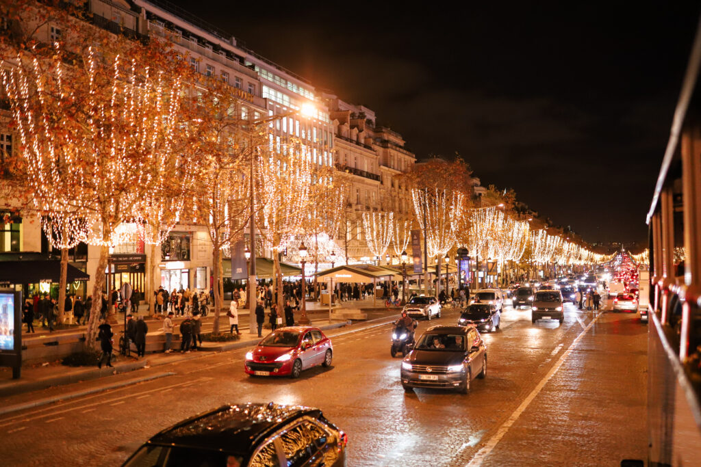 Champs-Elyseés, Paris