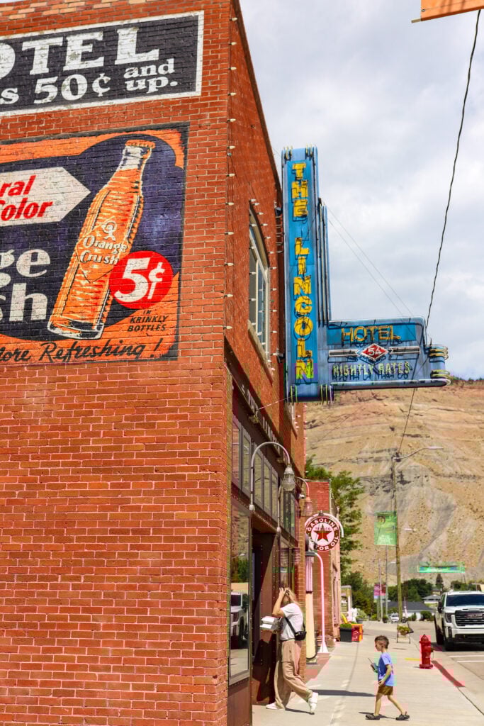 Main Street Helper, UT