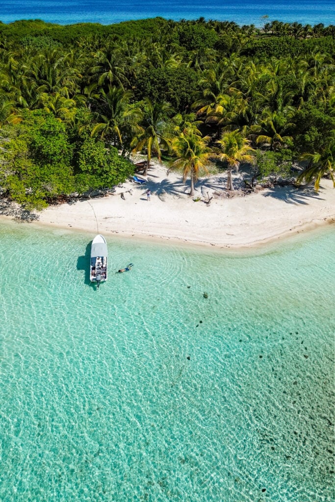 Moho Caye, Placencia, Belize