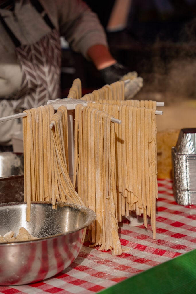 Portobello Road Market, Notting Hill, London