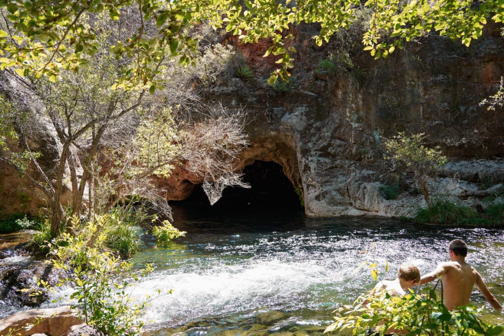 Bob Bear Trail to Fossil Springs
