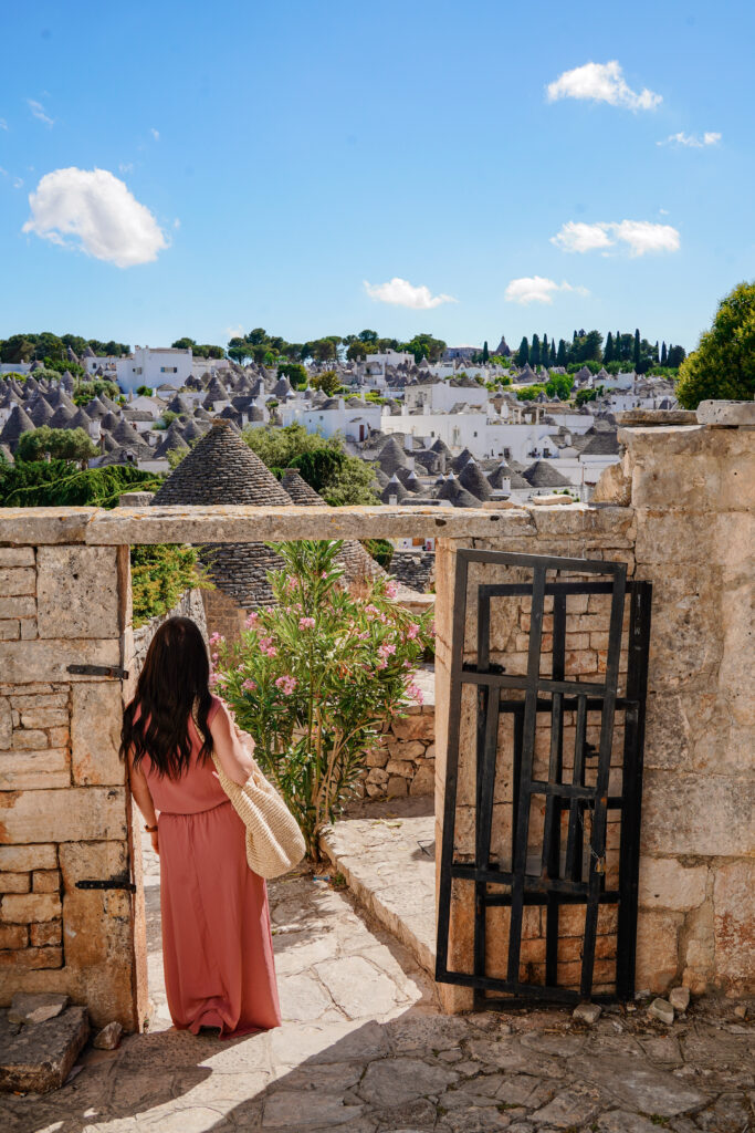 Via Duca Degli Abruzzi, Alberobello, Italy