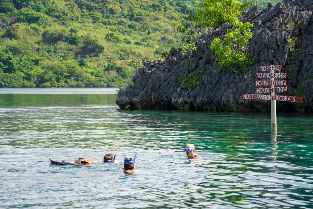 Island hopping tour, Coron Island, Palawan, Philippines